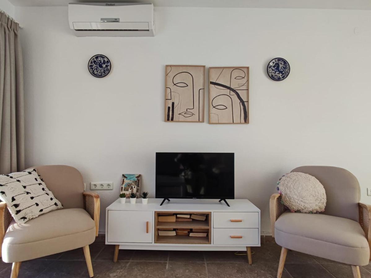 Апартаменты Acapulco Playa 26 Menyber Нерха Экстерьер фото